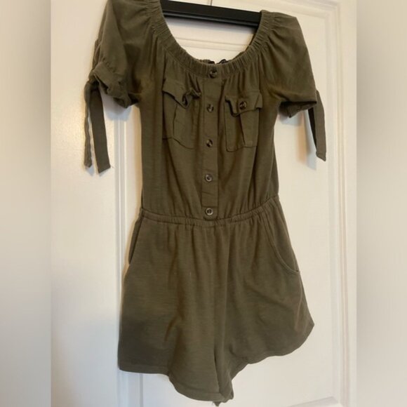 Derek Heart Olive green Romper size small - Picture 4 of 6